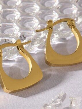 New 18K Gold Plated Square Geometric Hoop Earrings